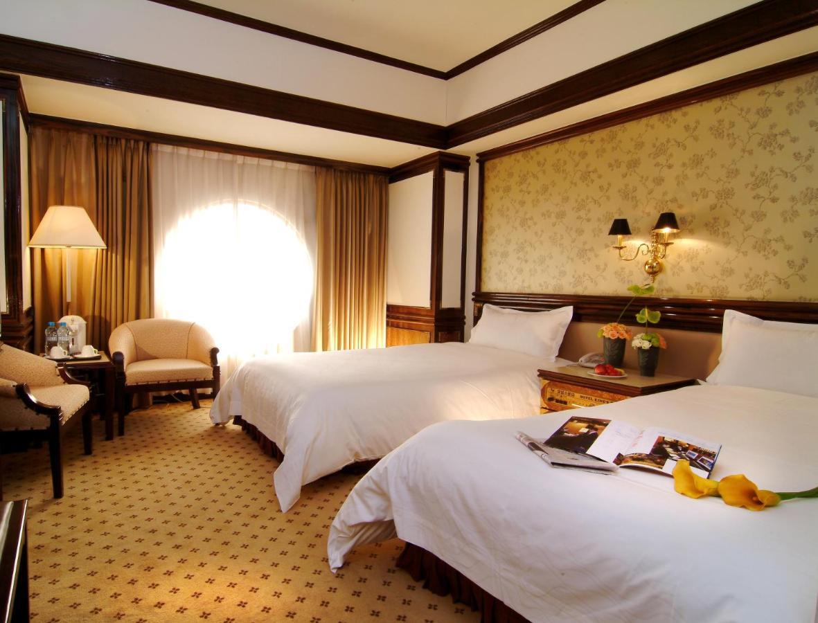 King'S Town Hotel Гаосюн Экстерьер фото