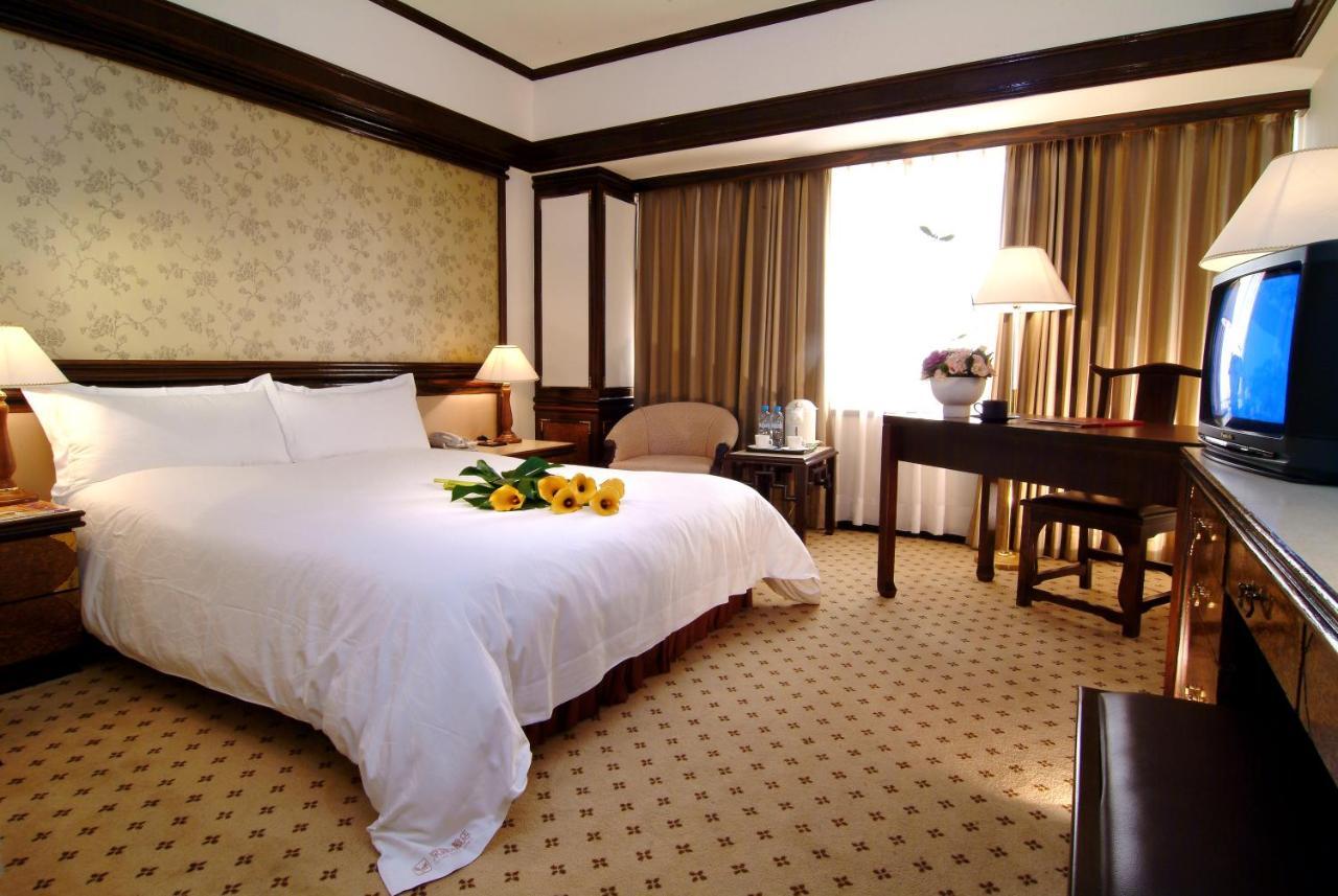 King'S Town Hotel Гаосюн Экстерьер фото