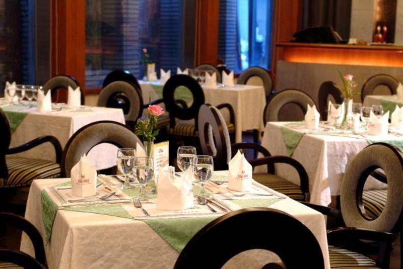 King'S Town Hotel Гаосюн Экстерьер фото
