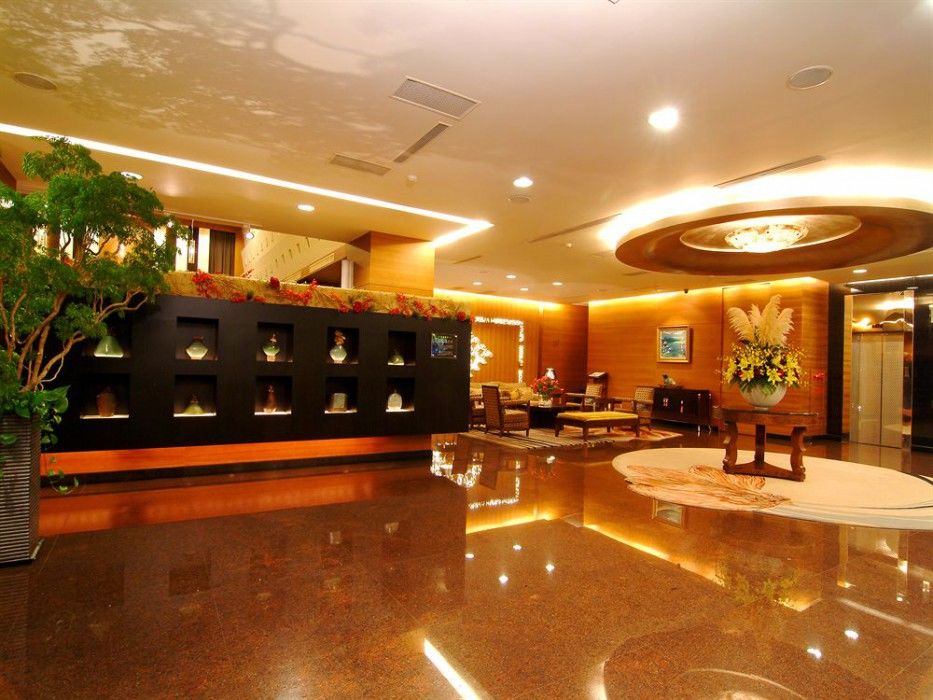 King'S Town Hotel Гаосюн Экстерьер фото