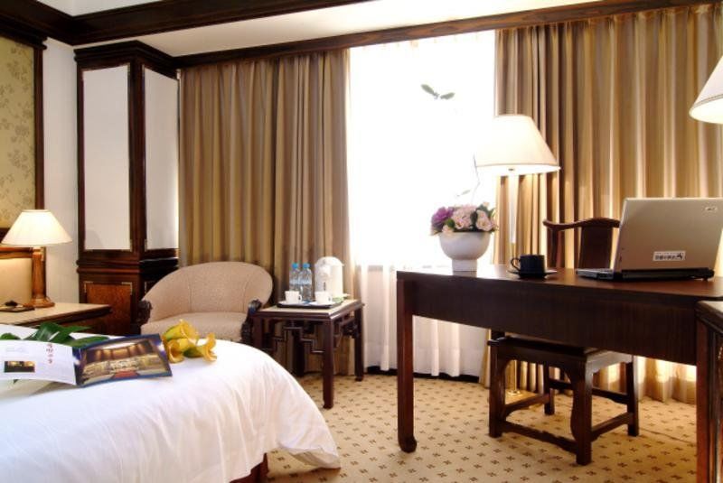King'S Town Hotel Гаосюн Экстерьер фото